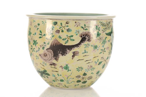 Lot 220 - A Chinese famille verte jardiniere, 20th...