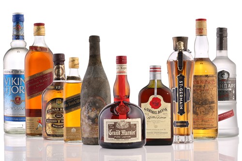 Lot 350 - Ten bottles of assorted spirits, to include a...