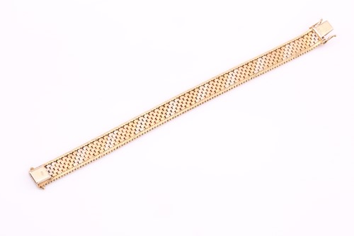 Lot 153 - A 9ct three-tone gold brick link bracelet,...