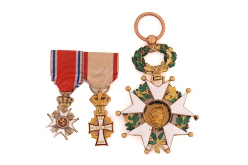 Lot 99 - French Légion d'Honneur medal with a miniature...