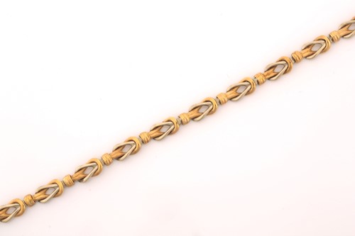 Lot 177 - A 9ct gold bracelet and two 22ct gold plain...