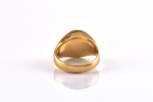 Lot 3 - An 18ct gold signet ring, with a minuscule...