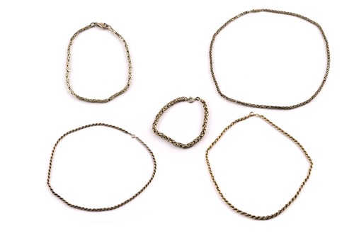 Lot 144 - Three 9ct gold necklaces and two 9ct gold...