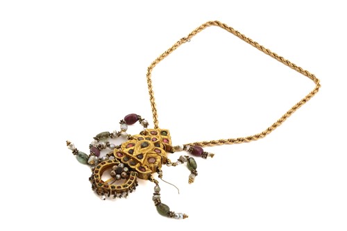 Lot 260 - An Indian gem-set brooch and a twisted rope...