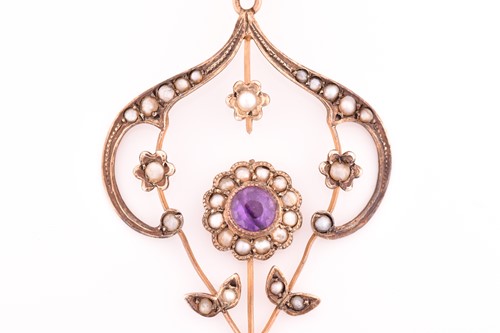 Lot 27 - An Art Nouveau pendant and diamond daisy head...