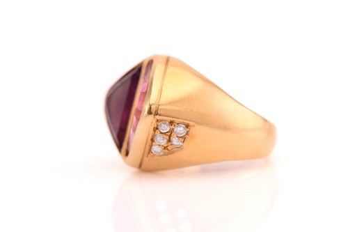 Lot 245 - A two-tone dress ring with amethyst and...