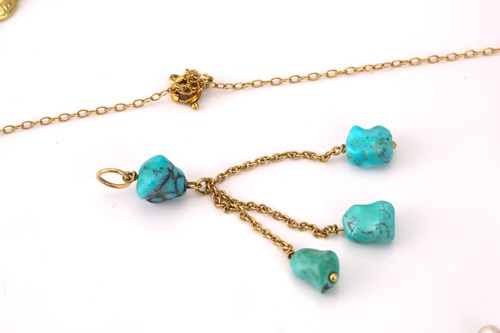 Lot 83 - A group turquoise lot and a chain with pearls;...