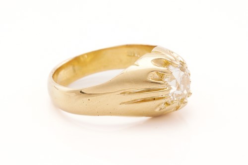 Lot 3 - A diamond belcher ring, featuring an old-cut 3....