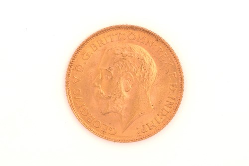 Lot 272 - A George V South African Mint half sovereign...
