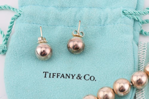 Lot 183 - Tiffany & Co. City HardWear silver jewellery...