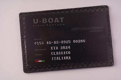 Lot 324 - A U-Boat IFO left hook Classico automatic...