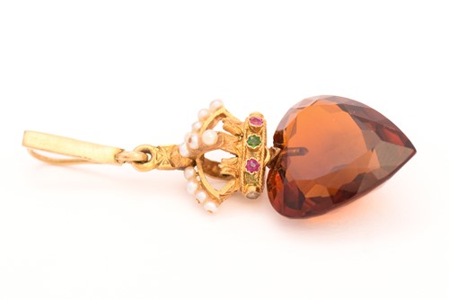 Lot 31 - A jewelled crown and citrine pendant,...