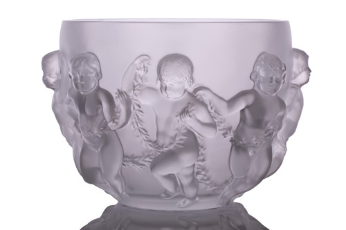 Lot 237 - A Lalique 'Luxembourg' centre bowl moulded...