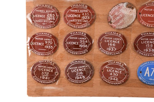 Lot 188 - A collection of early 20th century Thames...