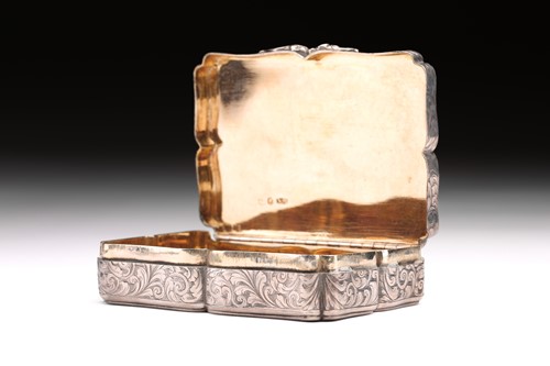 Lot 459 - A Victorian silver snuff box; rounded...
