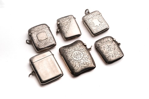 Lot 421 - A Victorian silver vesta case; rounded...