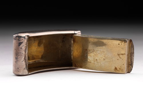 Lot 372 - A George III double aperture snuff box; convex,...
