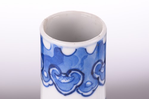 Lot 100 - A pair of Chinese blue and white porcelain...
