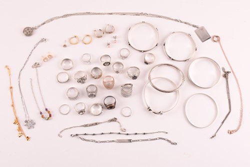Lot 38 - A collection of silver and white metal...