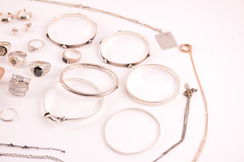 Lot 38 - A collection of silver and white metal...