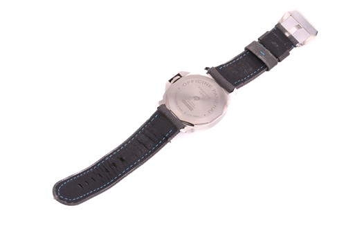 Lot 252 - A Panerai Luminor Base Logo 44mm wristwatch,...