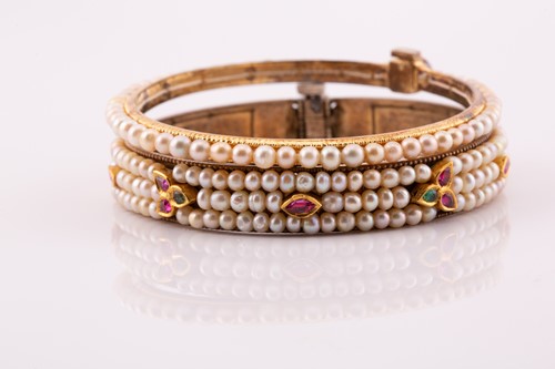 Lot 121 - Indian gem-set jewellery including two bangles...