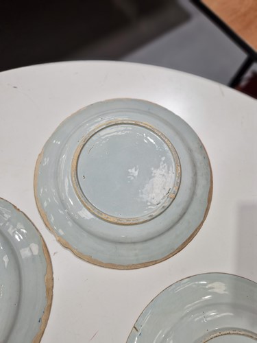 Lot 409 - Five 18th century Dutch Delft plates,...
