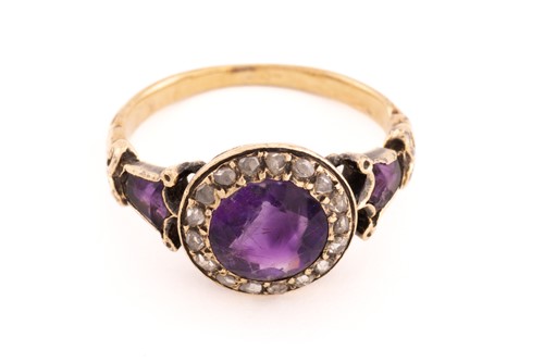 Lot 110 - A Victorian amethyst and diamond cluster ring,...