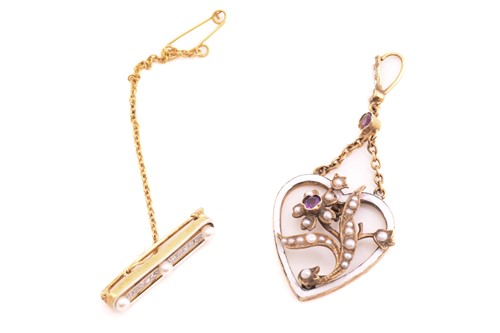 Lot 96 - A Victorian gem-set heart pendant and a bar...
