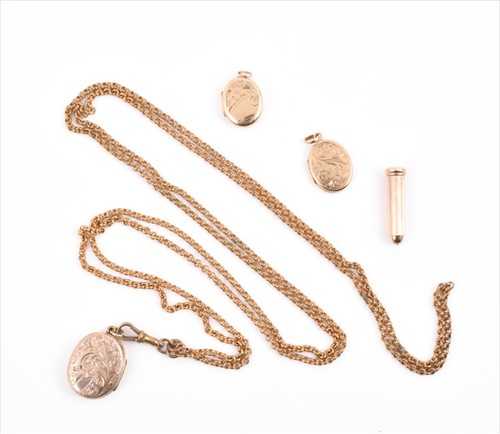 Lot 636 - Two 9ct yellow gold oval lockets together with...