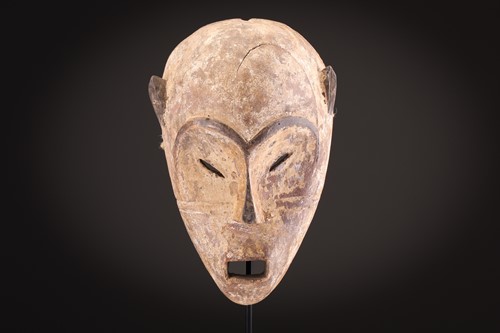 Lot 74 - A Ngbaka mask, Democratic Republic of...