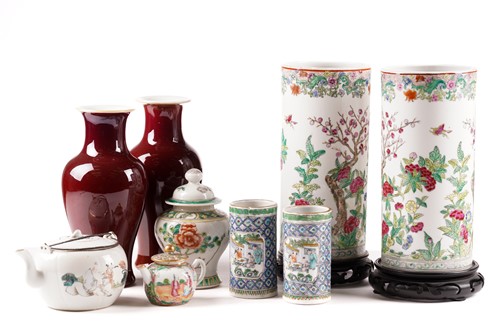 Lot 192 - A collection of Chinese porcelain, 19th & 20th...