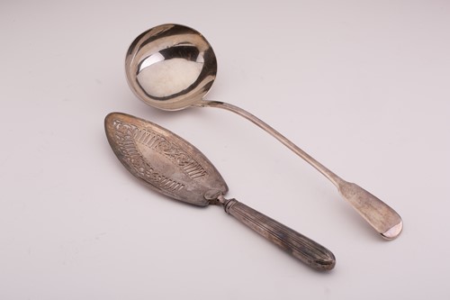 Lot 432 - A silver fish slice and soup ladle, the George...