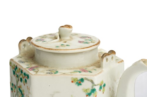 Lot 73 - A Chinese famille rose teapot, Qing, late...