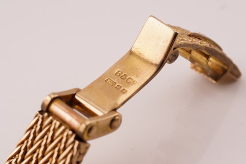 Lot 380 - A lady's Longines dress watch, featuring a...