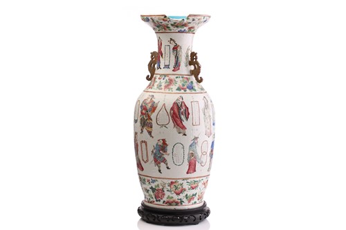 Lot 193 - A large Chinese Wu Shuang Po vase, Qing, 19th...