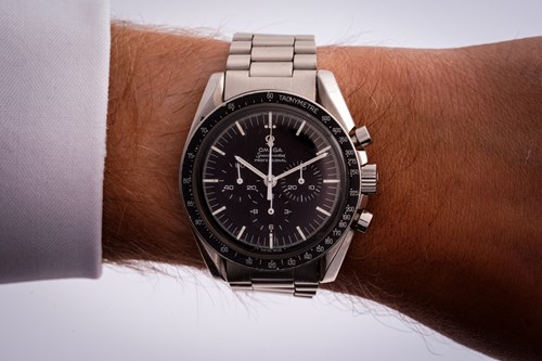 Lot 401 - An Omega Speedmaster Moonwatch model:...