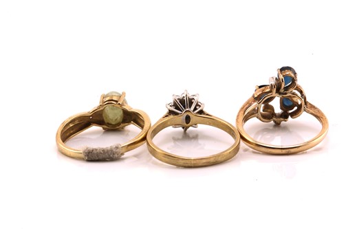 Lot 230 - A small collection of gem-set jewellery;...