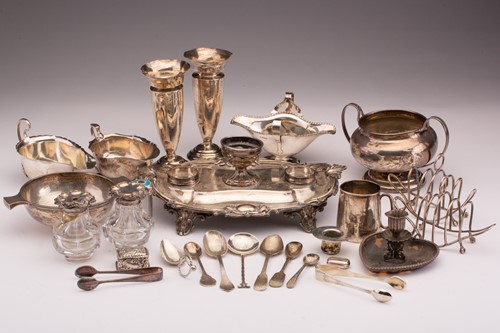 Lot 392 - A mixed collection of silver and silverplate...