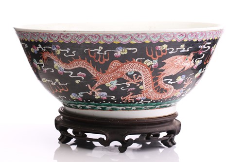 Lot 216 - A large Chinese porcelain bowl, early 20th...