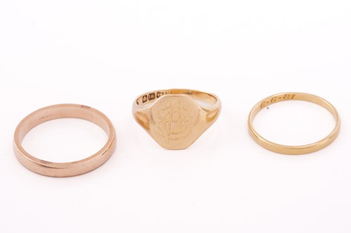 Lot 195 - Two 18ct yellow gold rings and a 14ct gold...