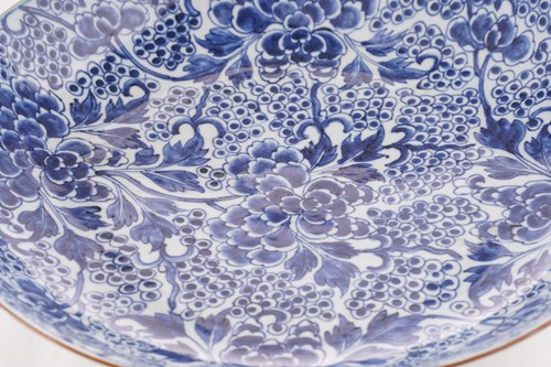 Lot 132 - Two Chinese blue & white porcelain chargers,...