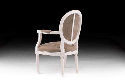 Lot 23 - Christian Dior - A display chair; cream...
