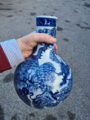 Lot 197 - A Chinese porcelain tianqiuping dragon vase,...