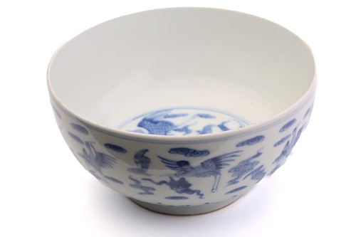 Lot 184 - A Chinese porcelain blue & white Cranes bowl,...