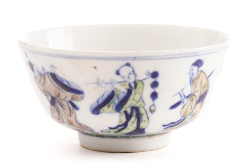 Lot 172 - A Chinese porcelain wucai bowl, painted with...