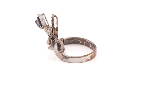 Lot 173 - A sapphire and diamond spray ring; the...