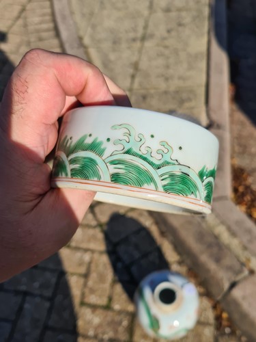 Lot 147 - A Chinese porcelain Famille verte ginger jar &...