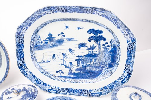 Lot 144 - A group of Chinese blue & white export...