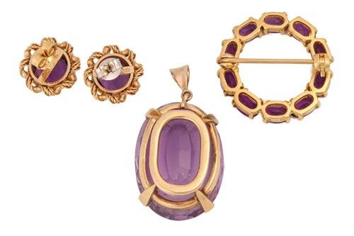 Lot 237 - A pair of amethyst stud earrings, a brooch and...